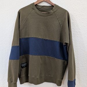 Raleigh Denim Navy/Olive Colorblock Sweater, Medium